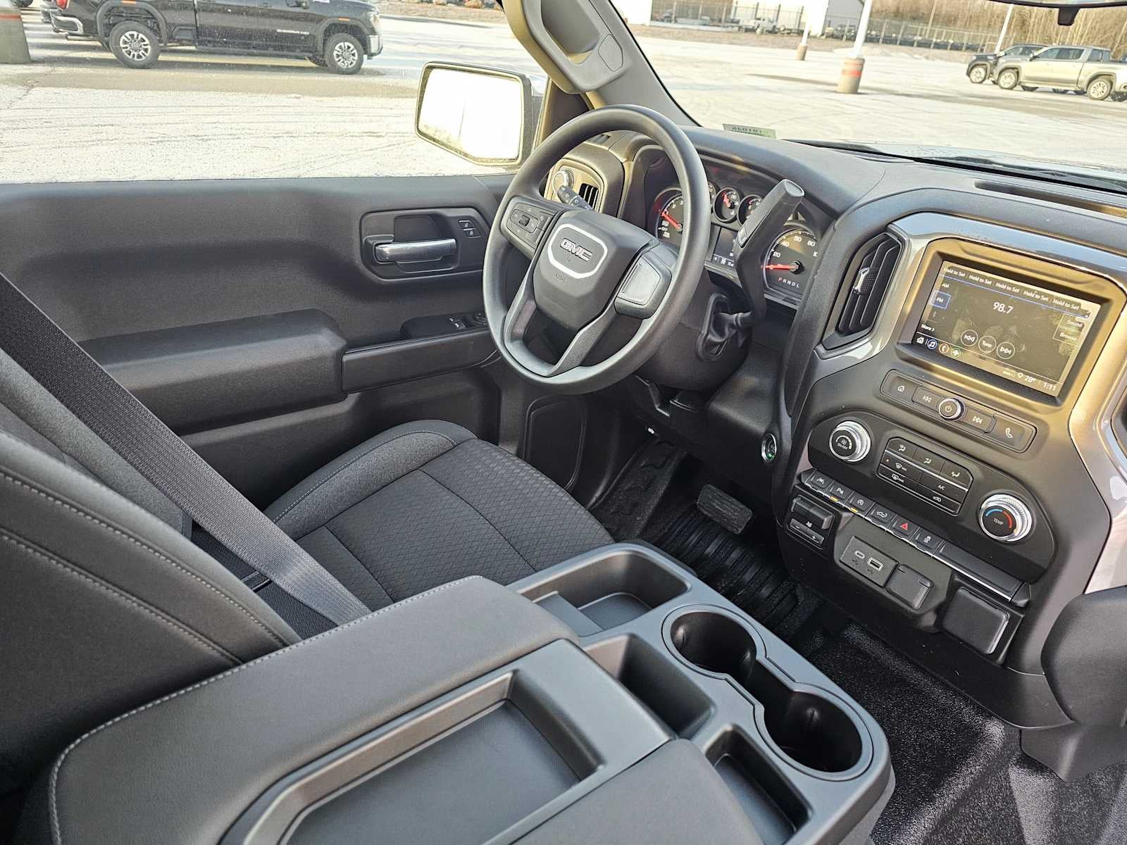 2025 GMC Sierra 1500 Pro