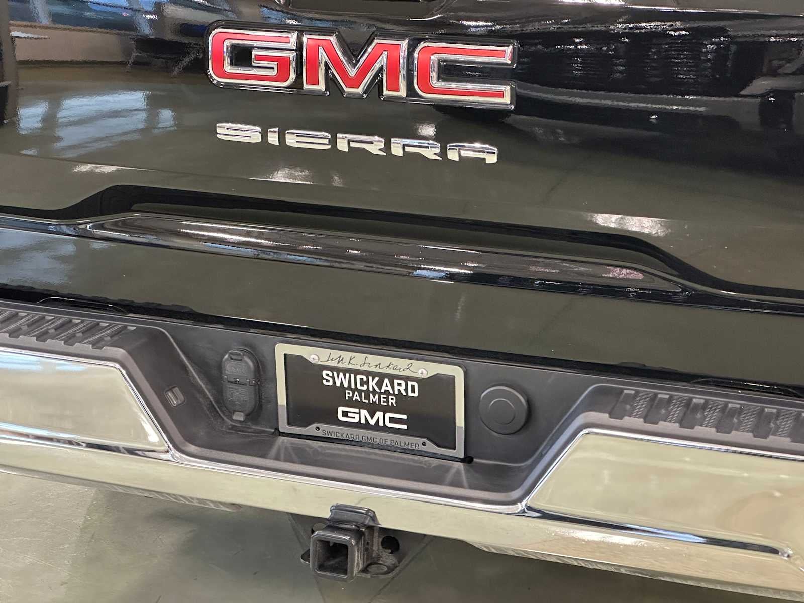 2025 GMC Sierra 1500 Pro