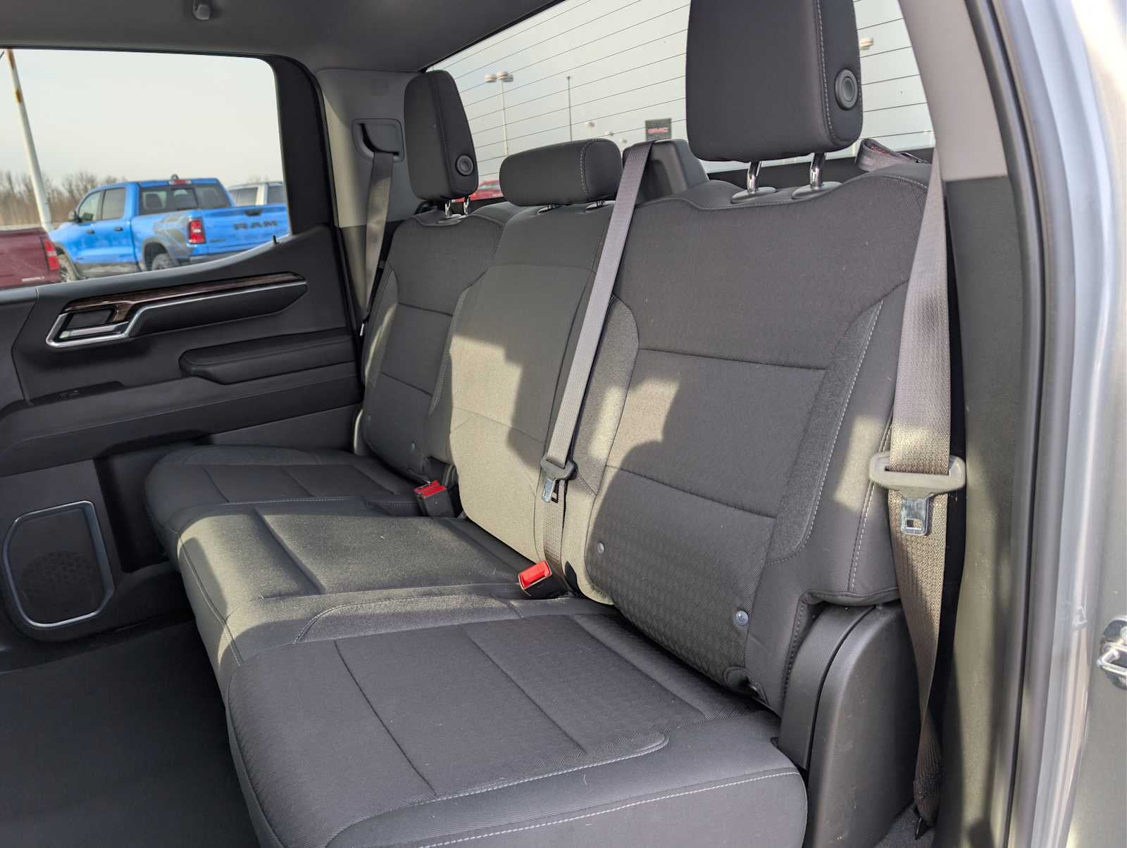 2024 GMC Sierra 1500 SLE