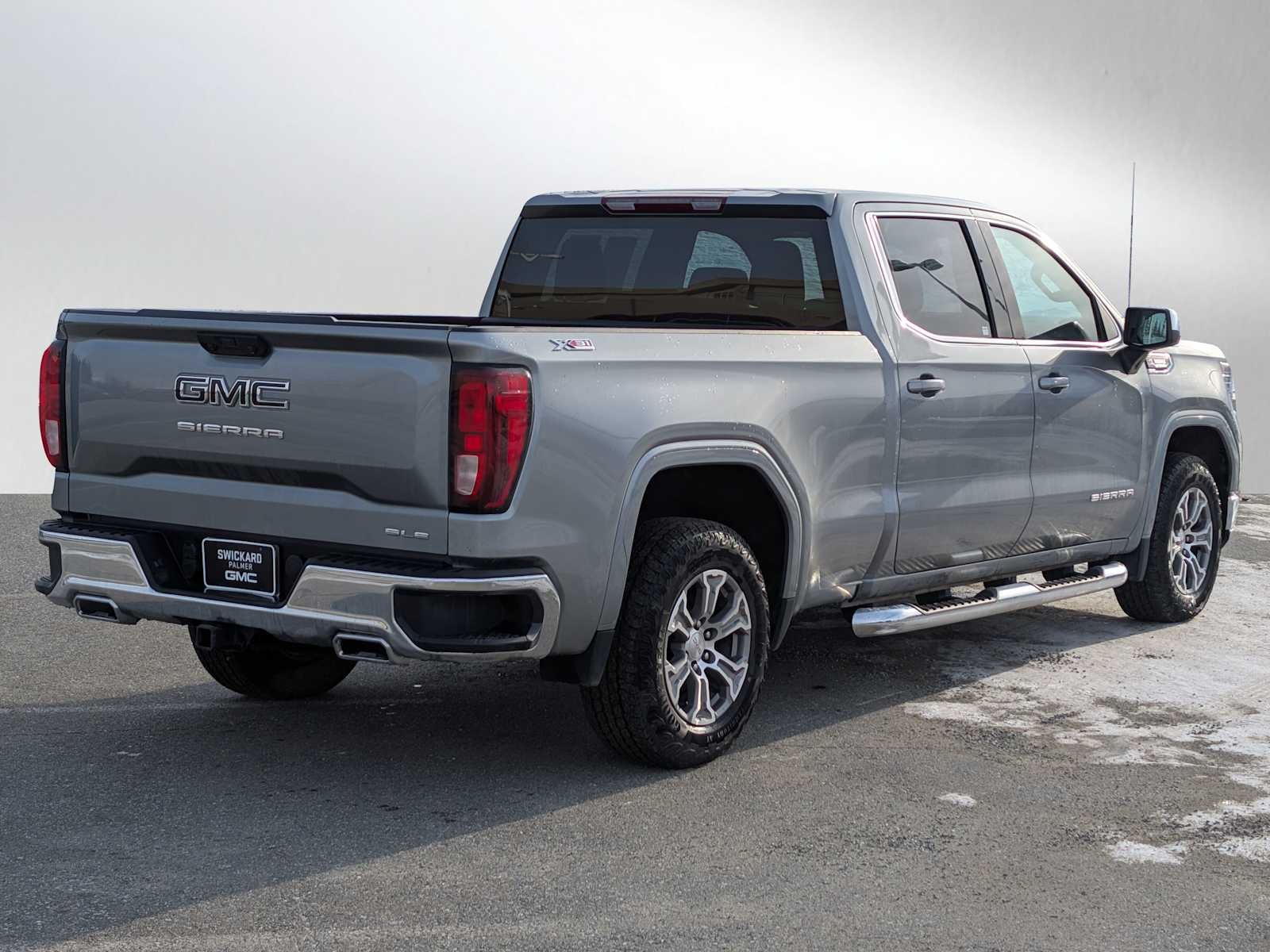 2024 GMC Sierra 1500 SLE