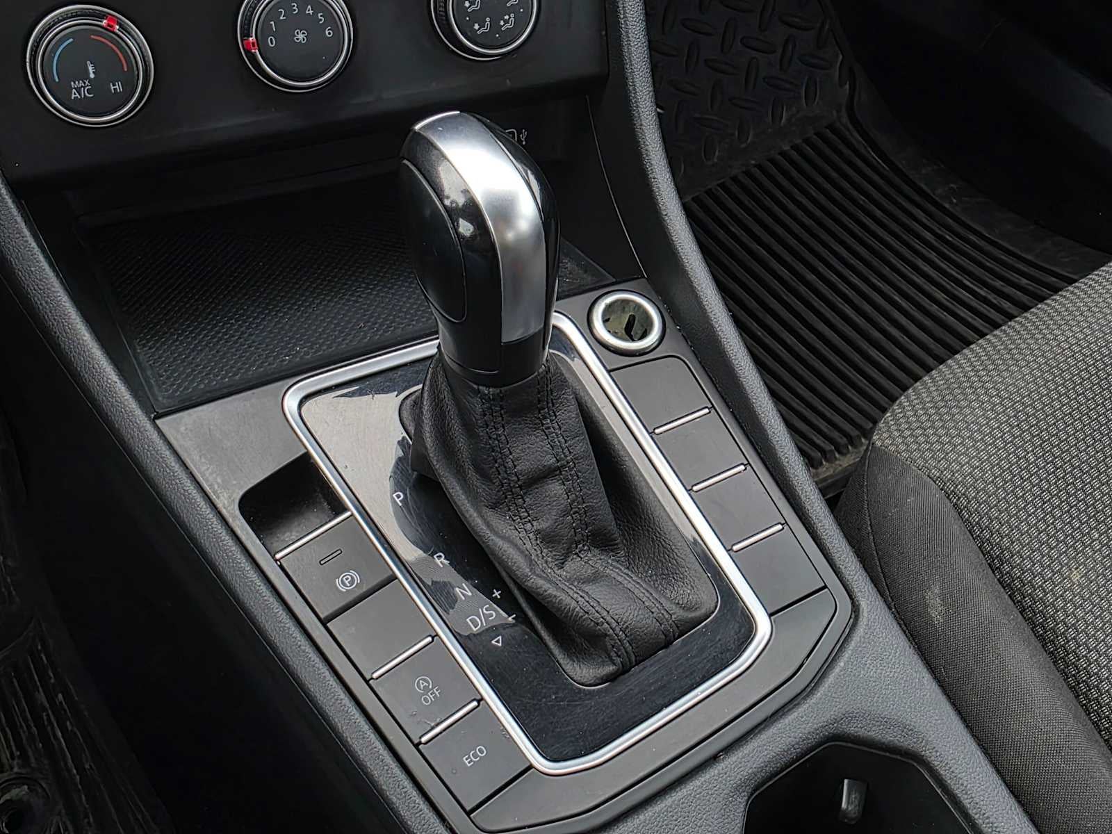 2019 Volkswagen Jetta SE