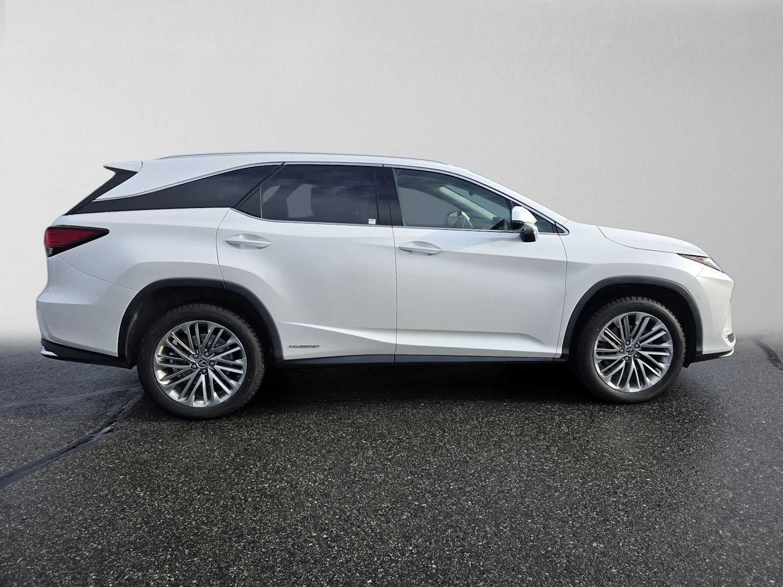 2022 Lexus RX 450hL Luxury
