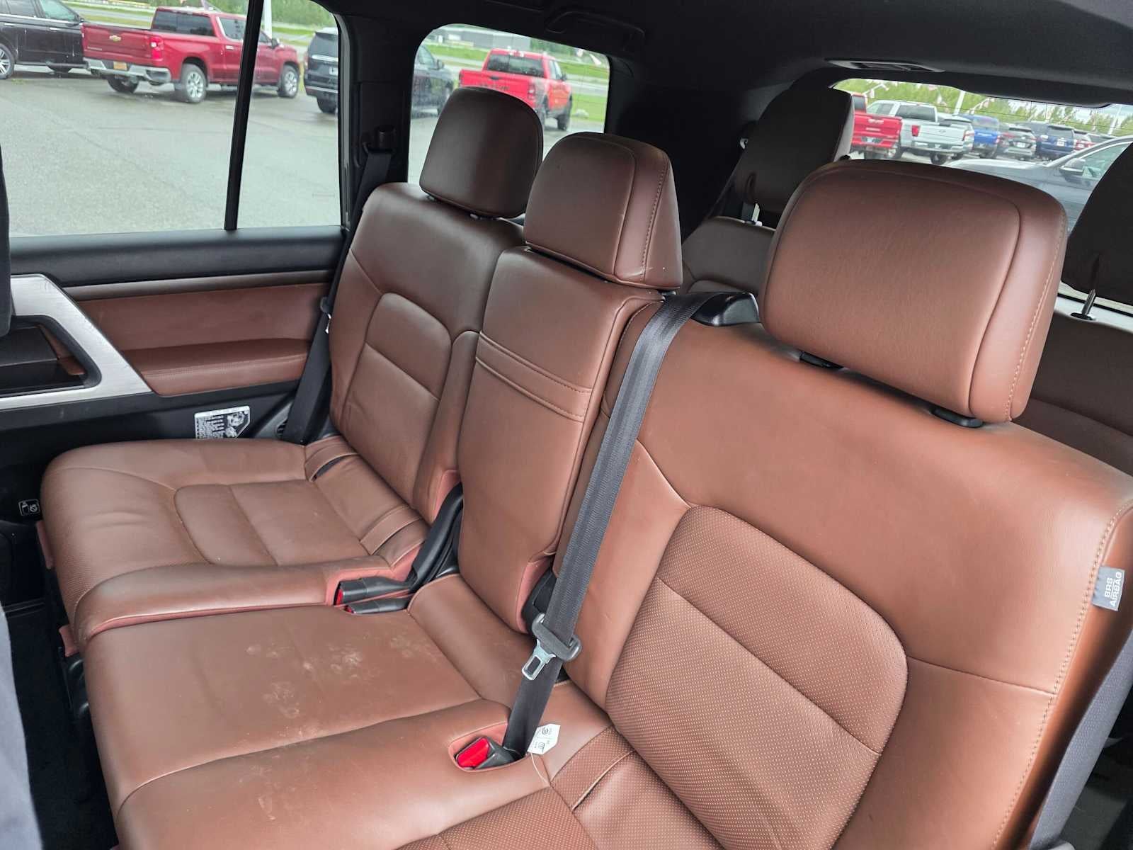 2016 Toyota Land Cruiser Base