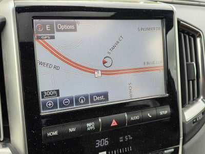 2016 Toyota Land Cruiser Base