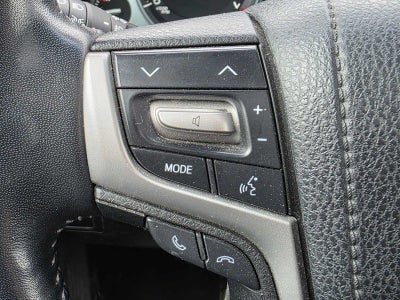 2016 Toyota Land Cruiser Base