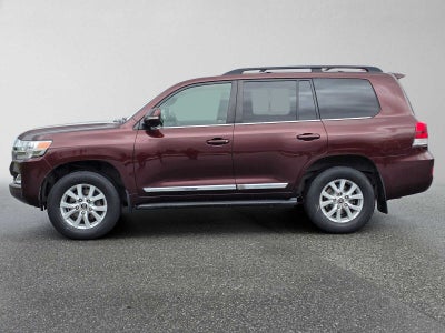 2016 Toyota Land Cruiser Base