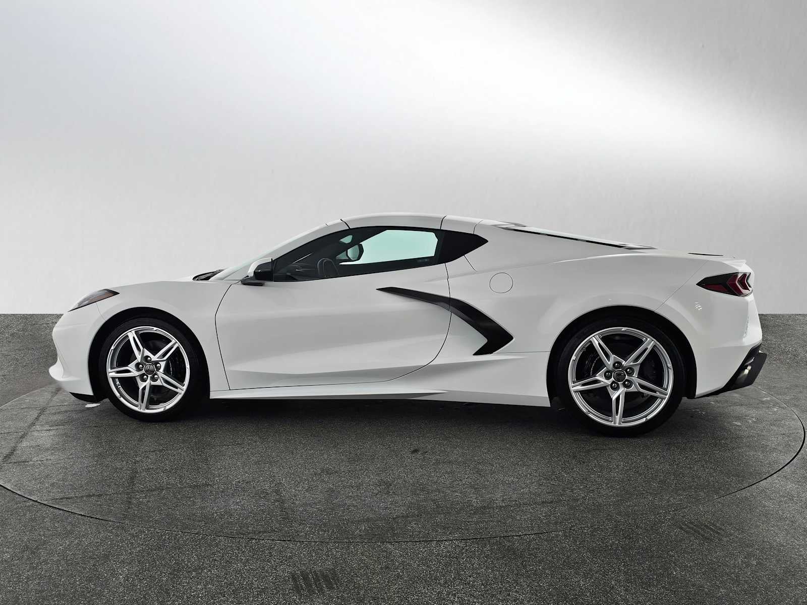 2025 Chevrolet Corvette 2LT