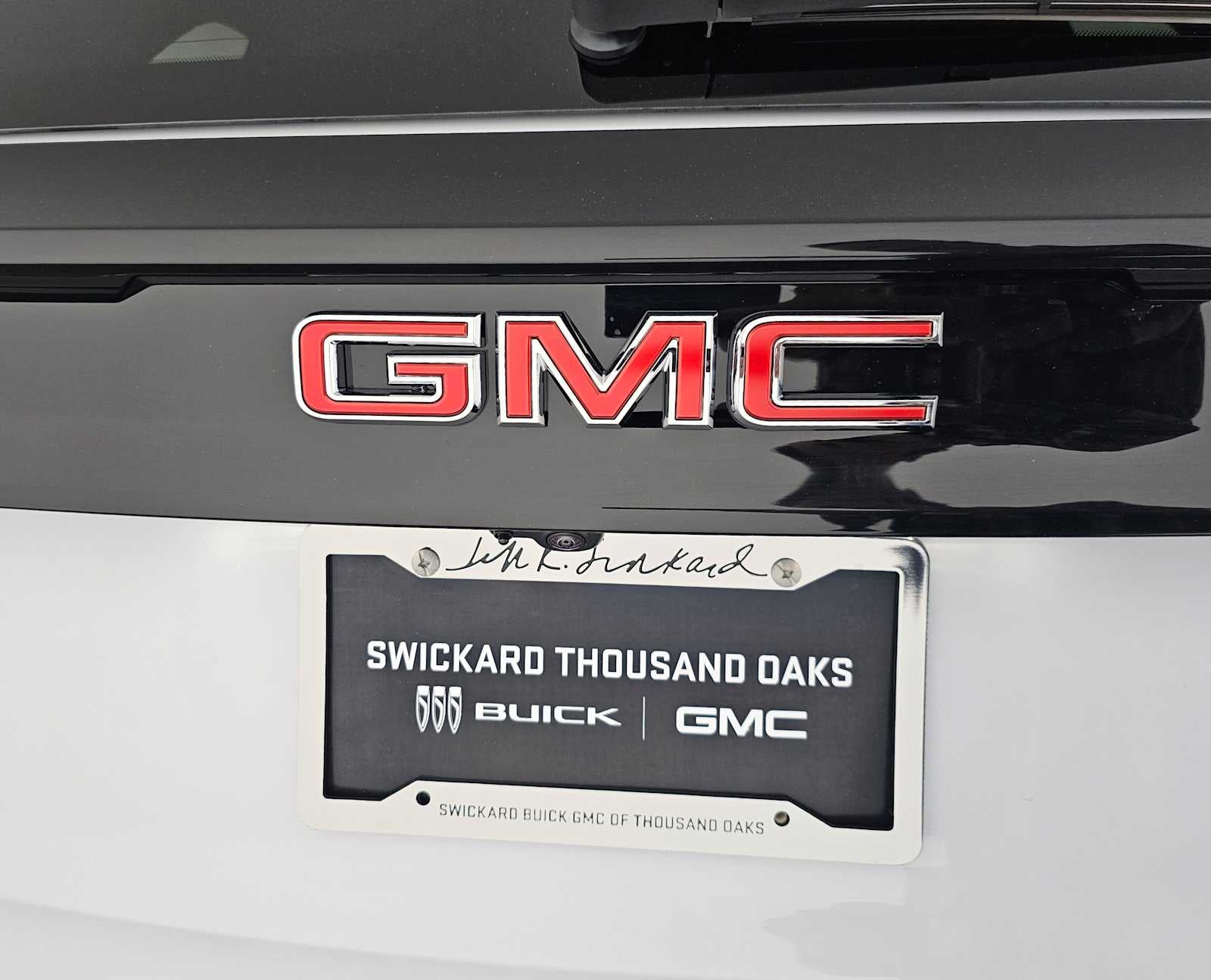2026 GMC Acadia FWD Elevation