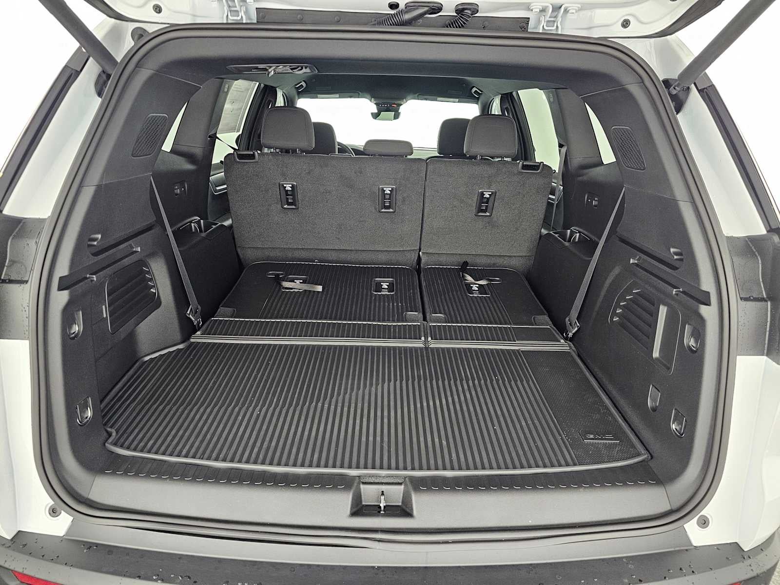 2026 GMC Acadia FWD Elevation