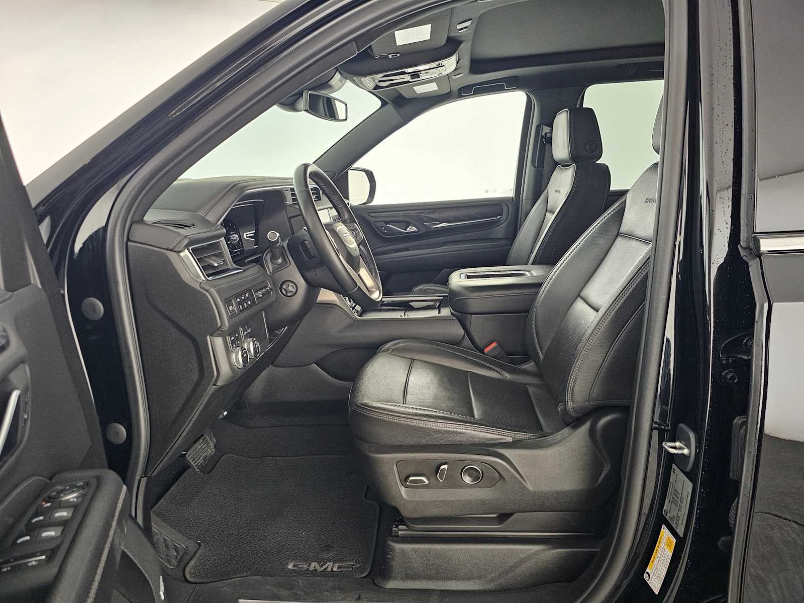 2023 GMC Yukon Denali Denali