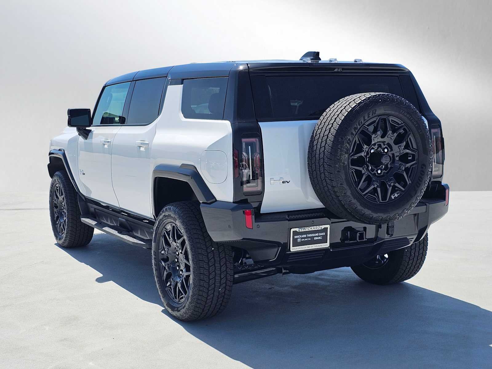 2026 GMC HUMMER EV SUV 2X