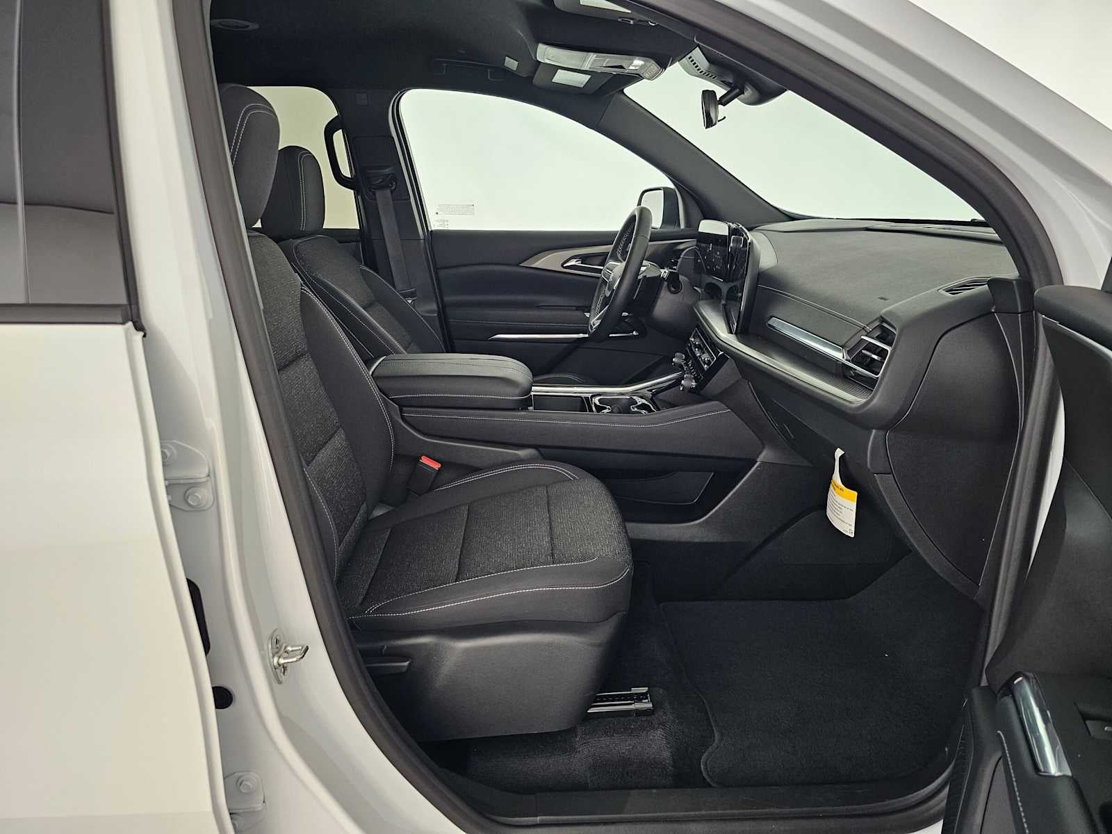 2025 Chevrolet Traverse FWD LT