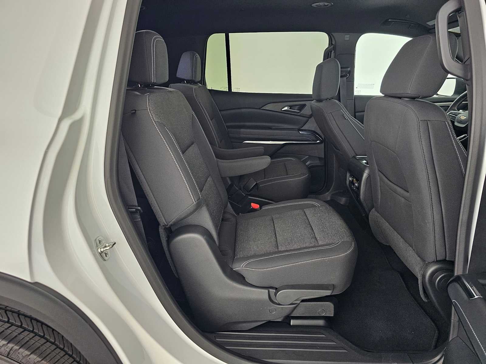 2025 Chevrolet Traverse FWD LT