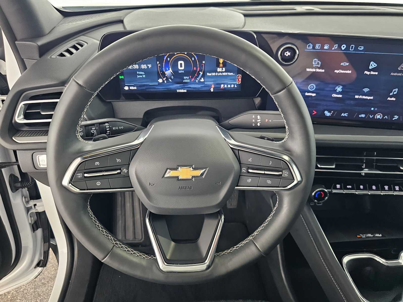 2025 Chevrolet Traverse FWD LT