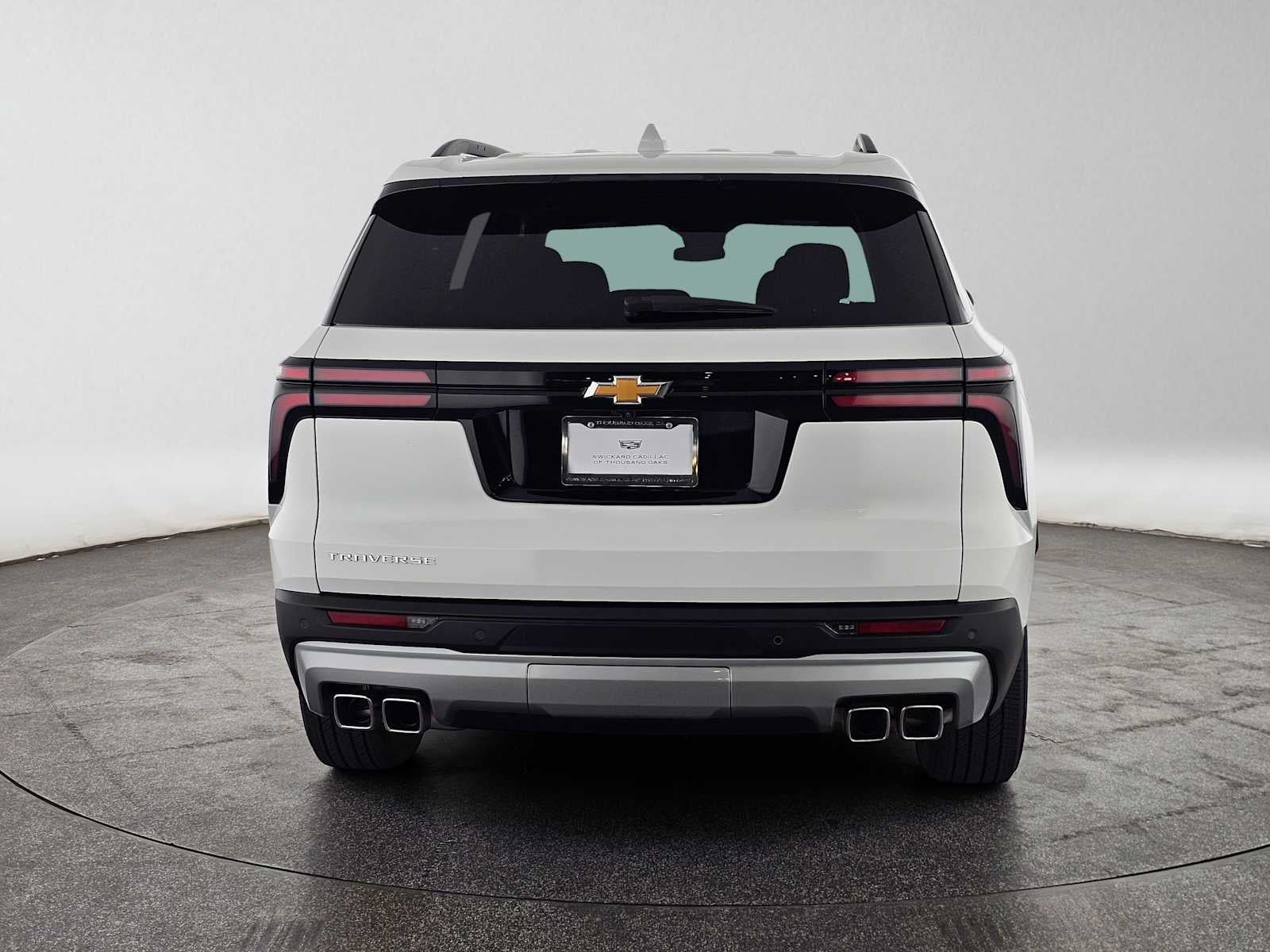 2025 Chevrolet Traverse FWD LT