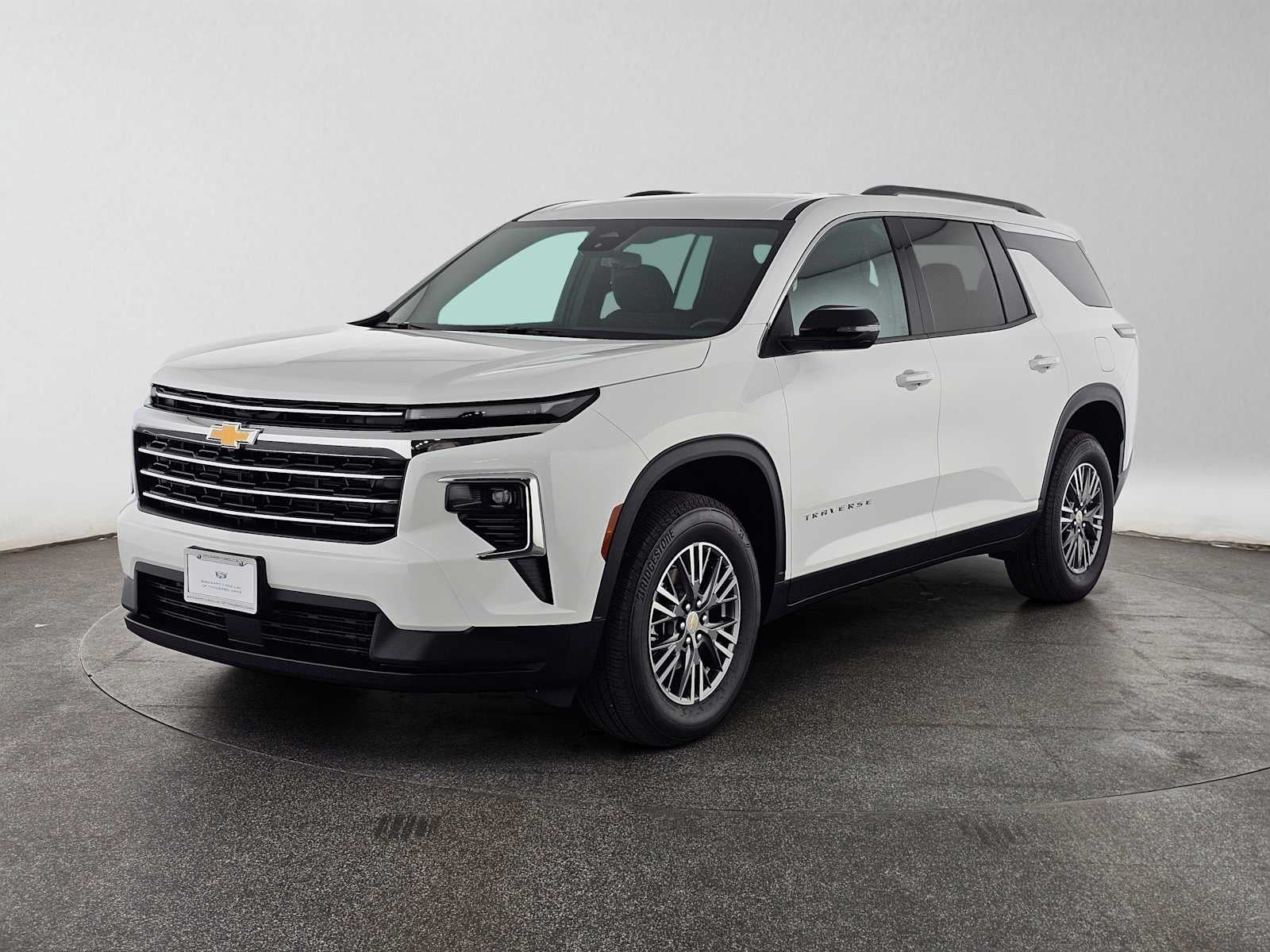 2025 Chevrolet Traverse FWD LT