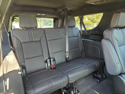 2024 Chevrolet Suburban RST