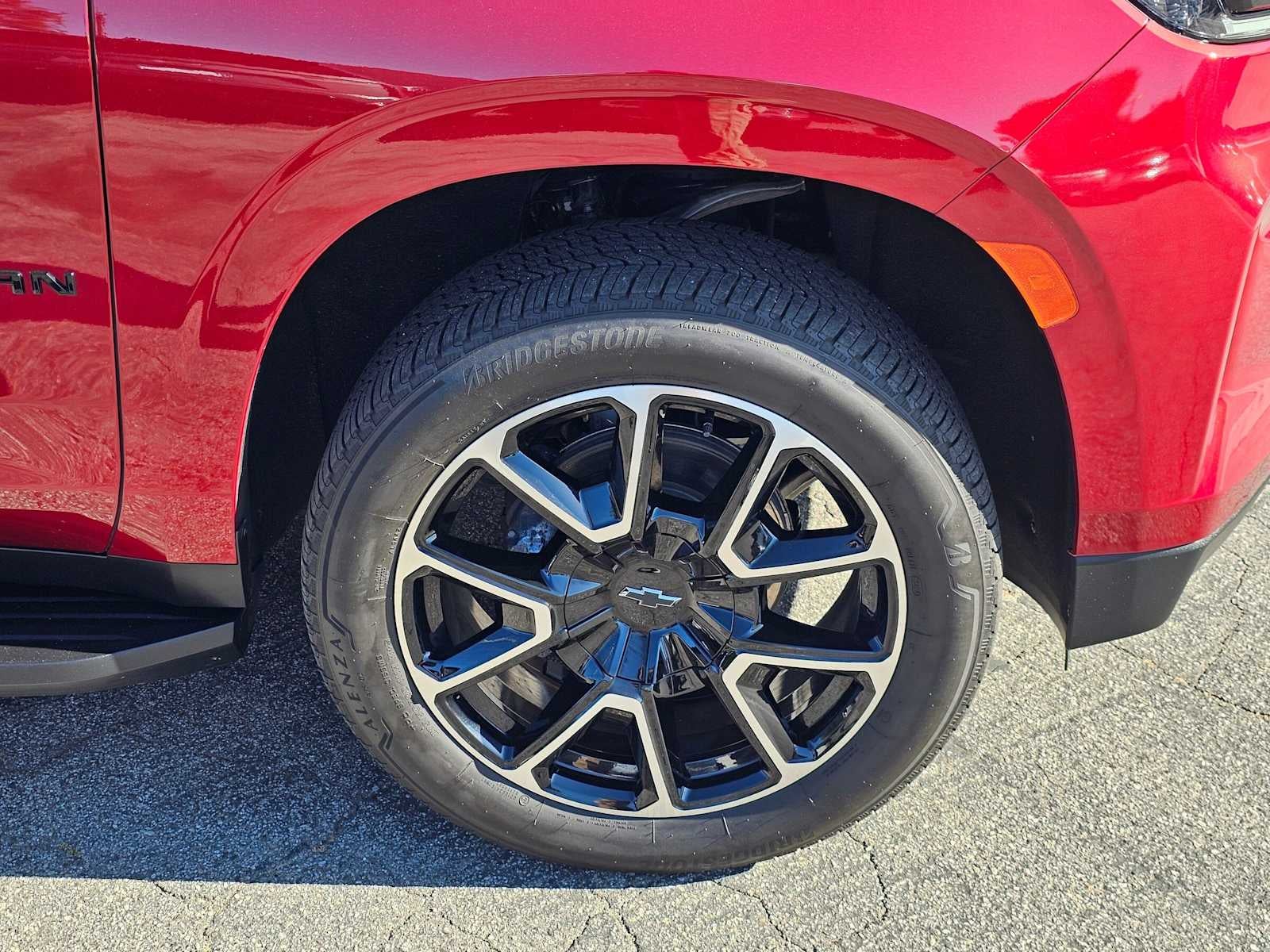 2024 Chevrolet Suburban RST