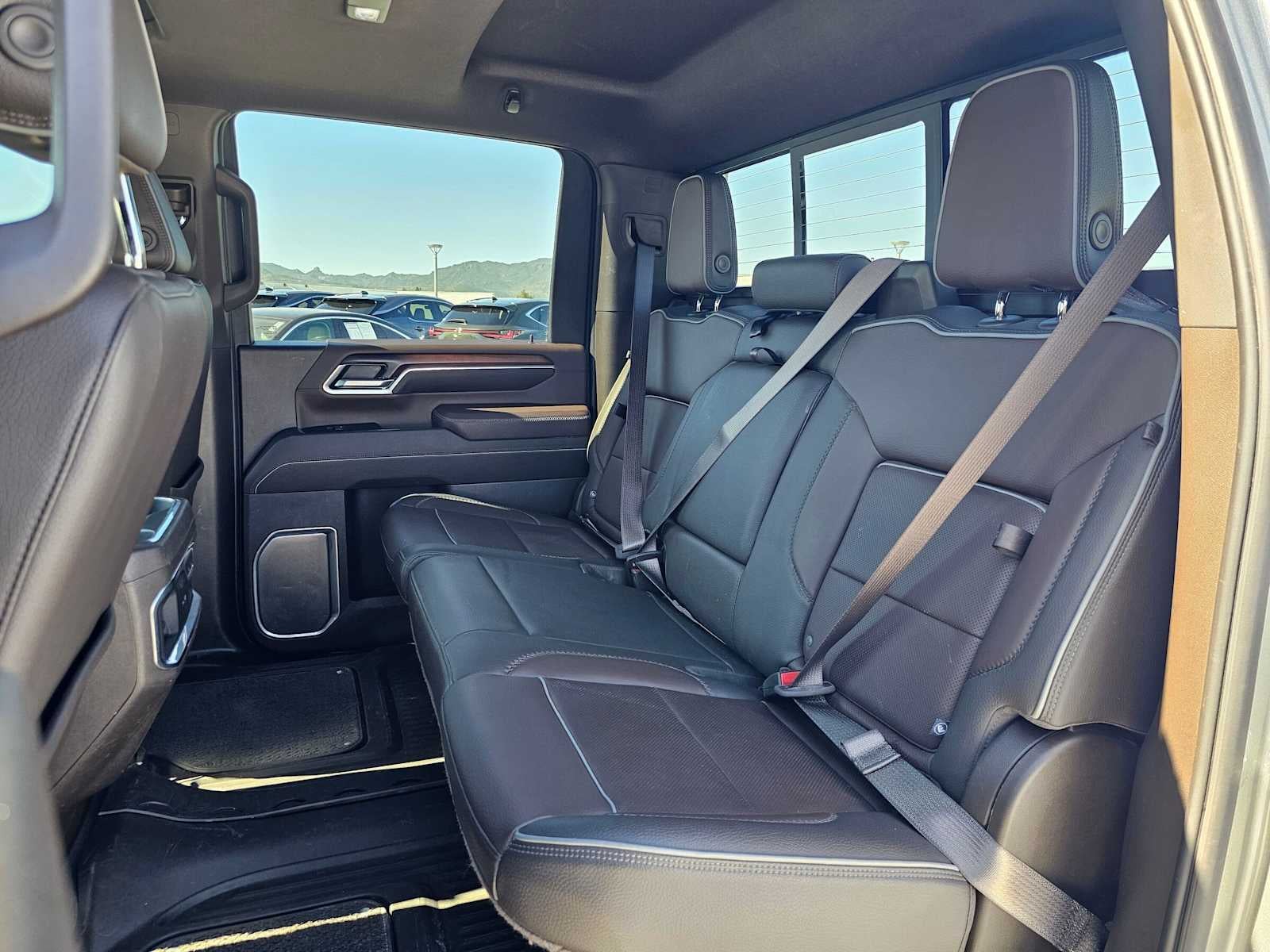 2024 GMC Sierra 3500HD Denali