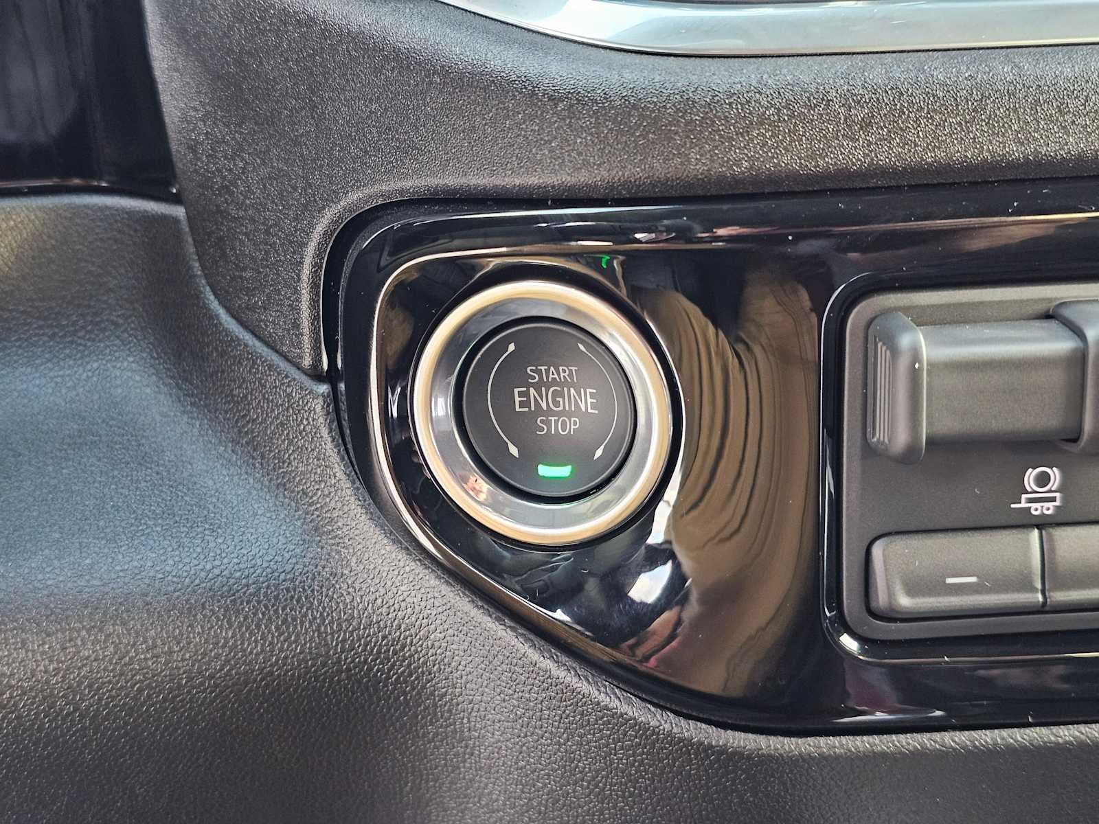 2026 GMC Sierra 2500HD SLT