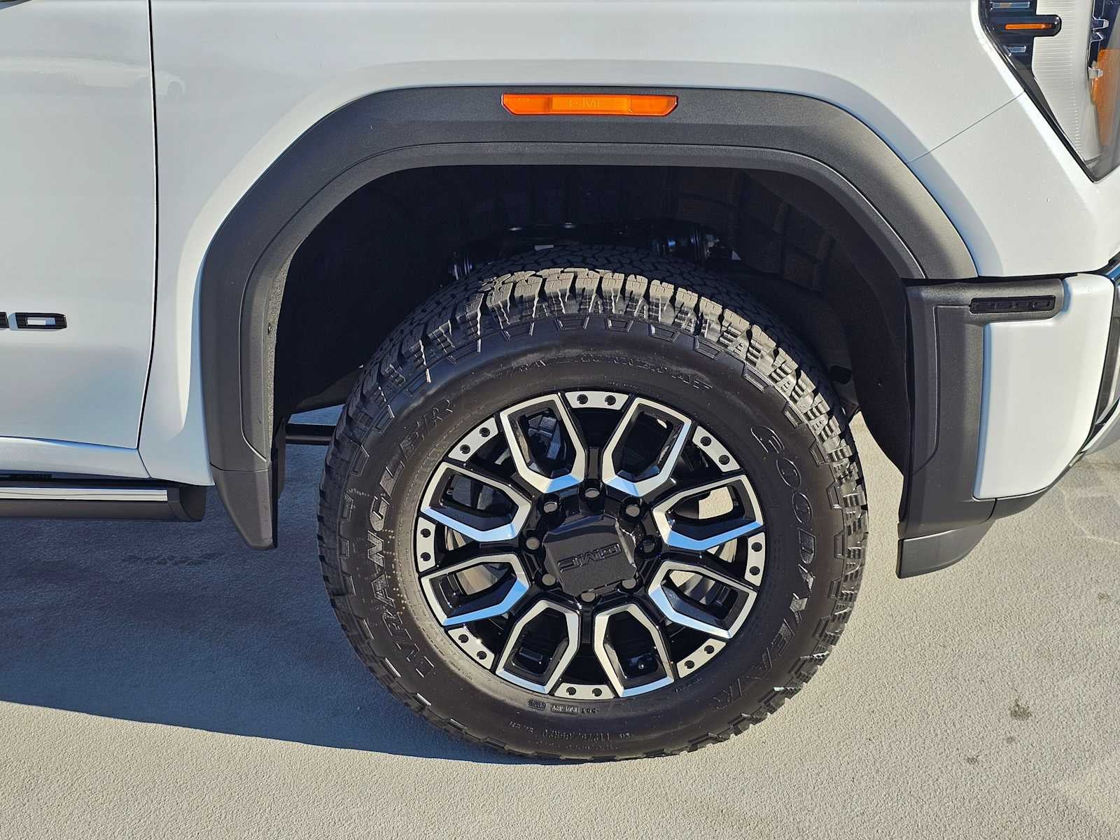 2026 GMC Sierra 2500HD Denali