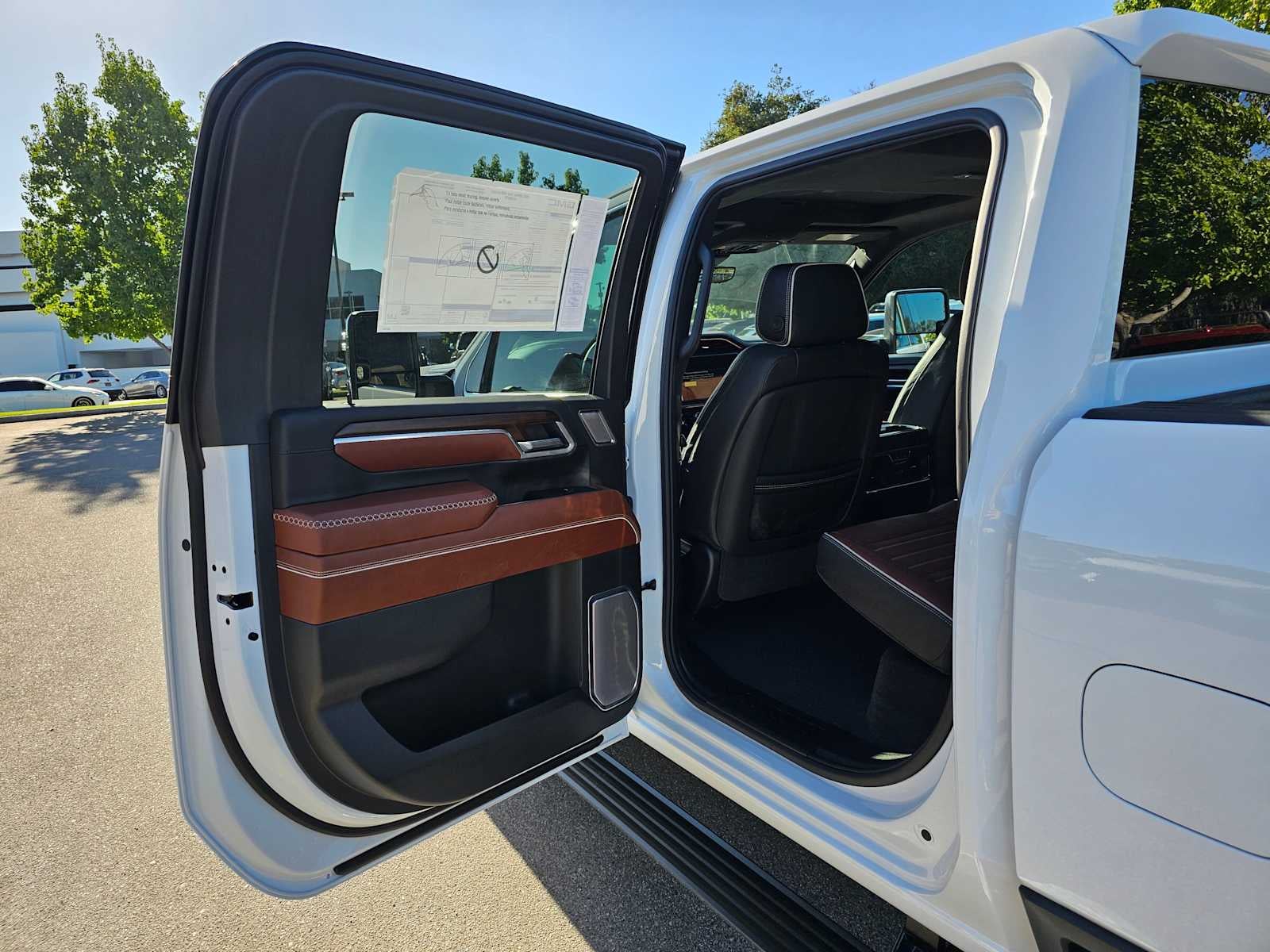 2025 GMC Sierra 2500HD Denali Ultimate