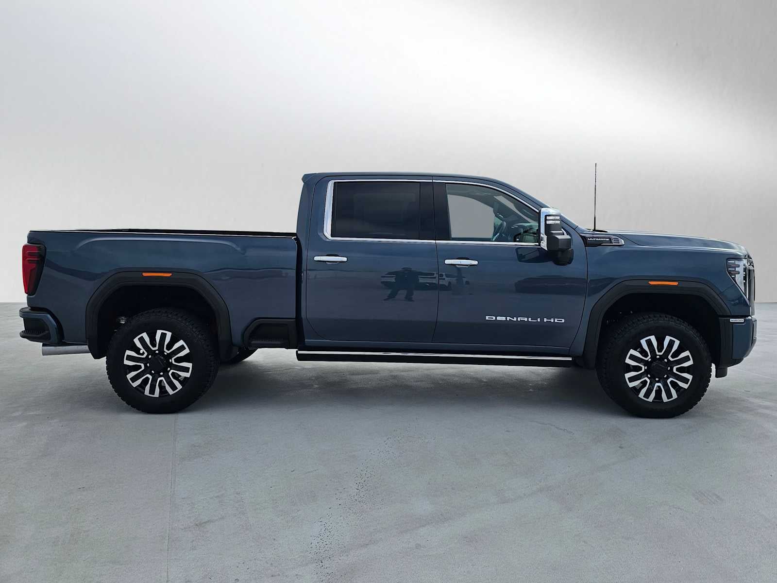 2026 GMC Sierra 2500HD Denali Ultimate
