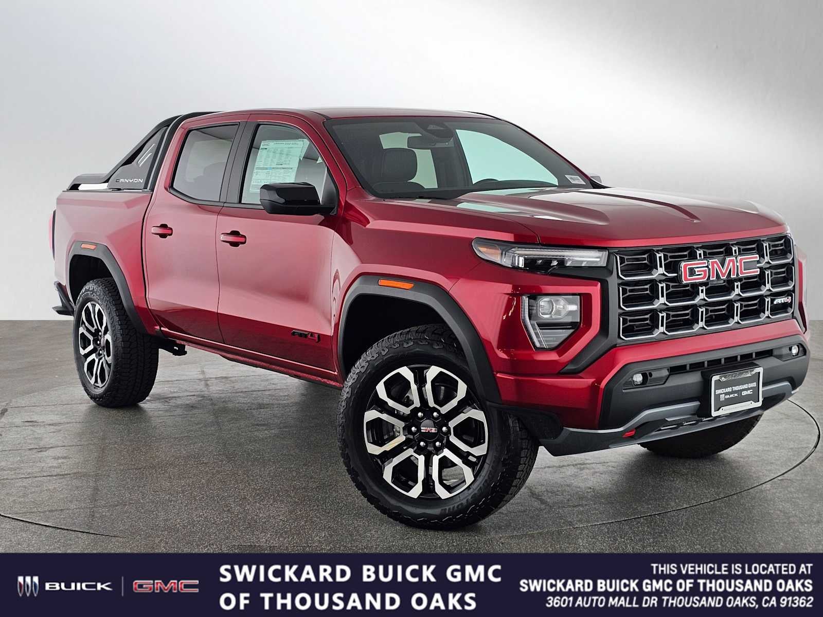 2025 GMC Canyon 4WD AT4