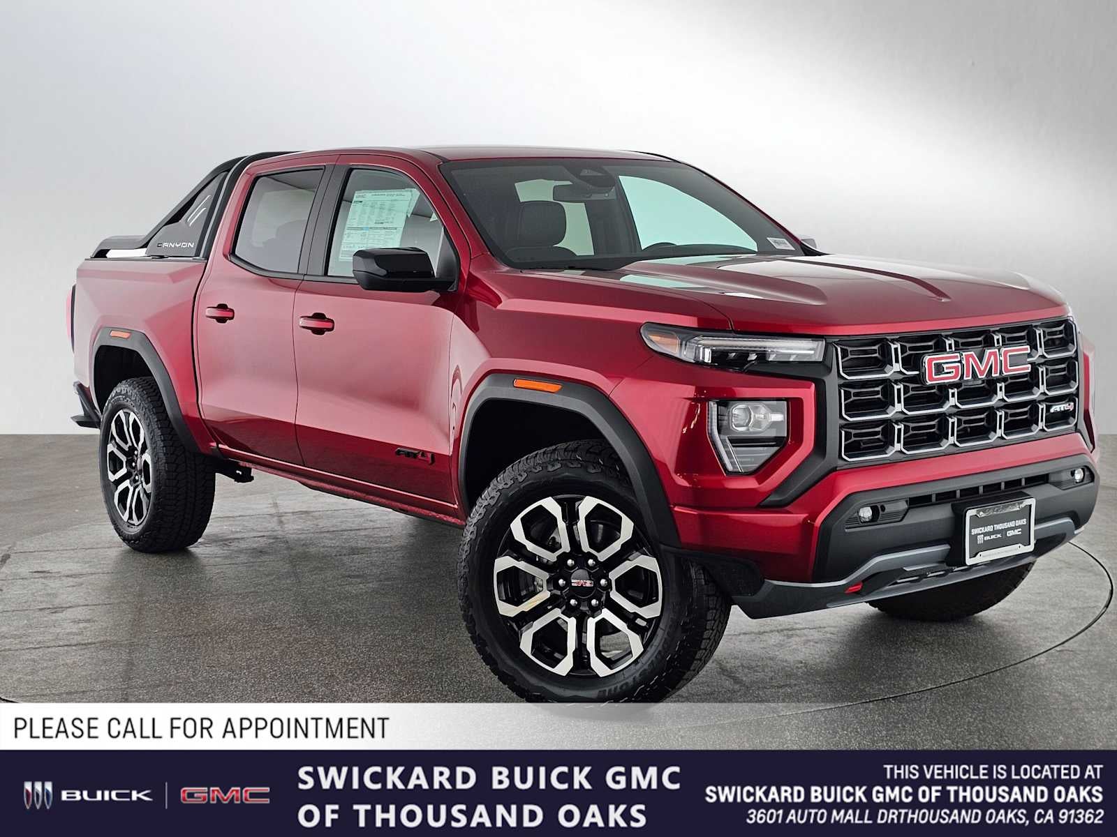 2025 GMC Canyon 4WD AT4