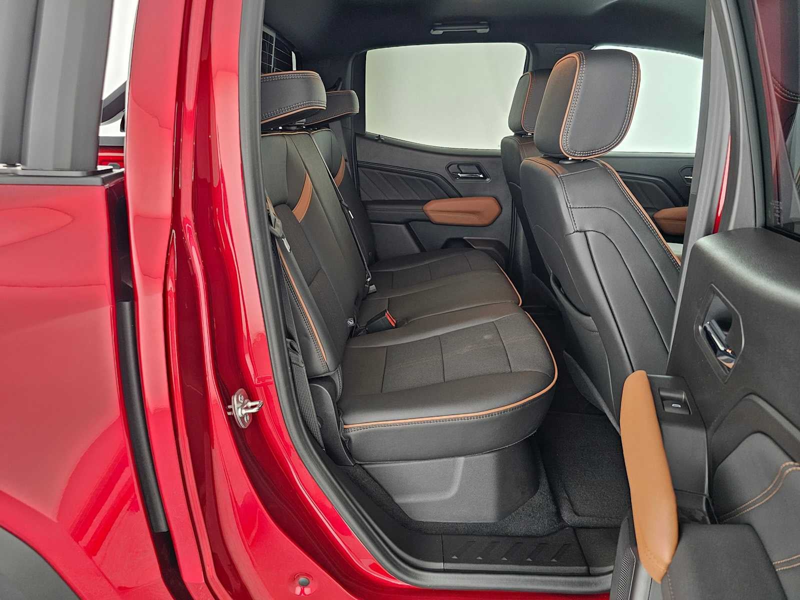 2025 GMC Canyon 4WD AT4