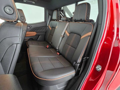 2025 GMC Canyon 4WD AT4