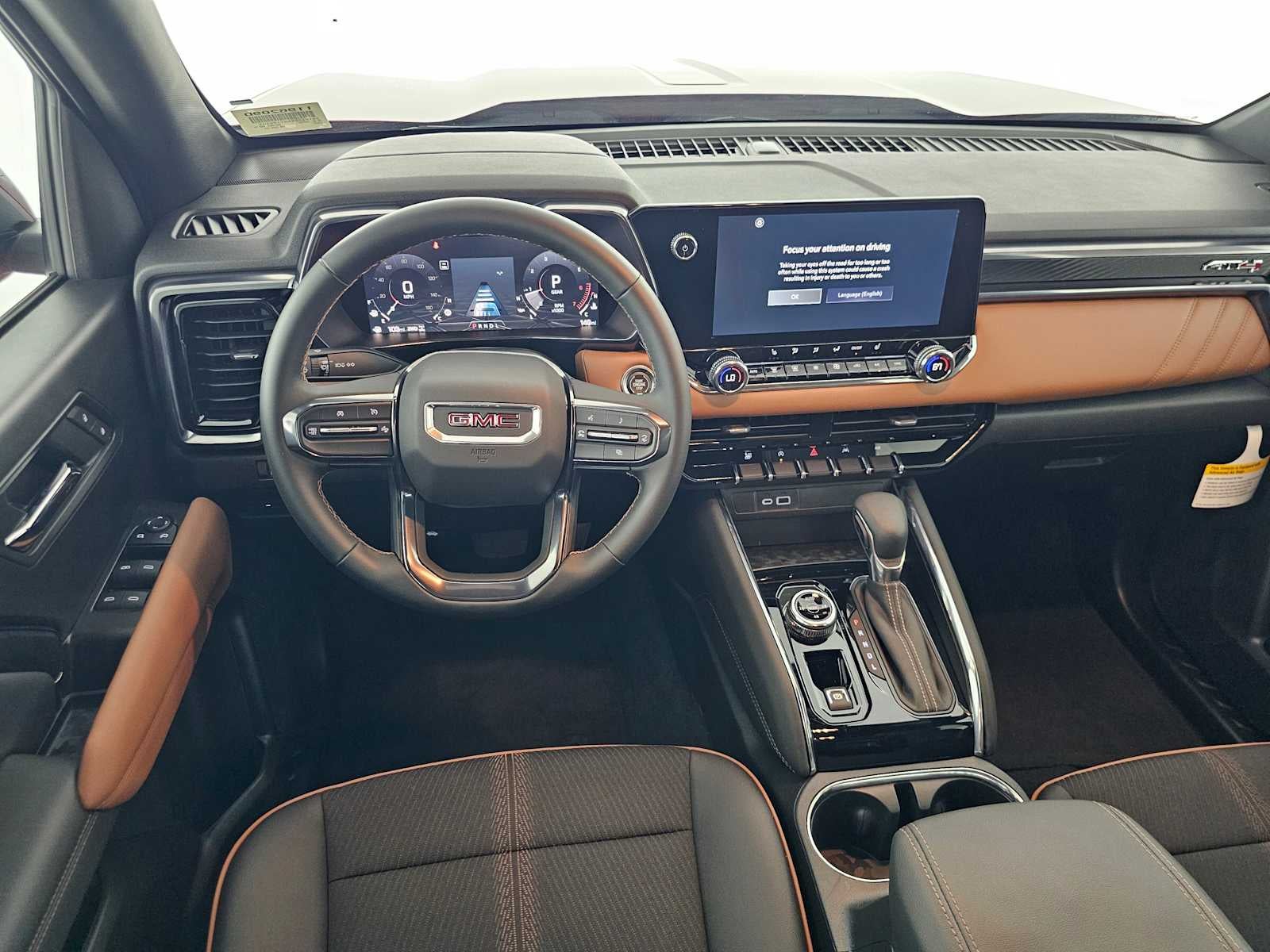2025 GMC Canyon 4WD AT4