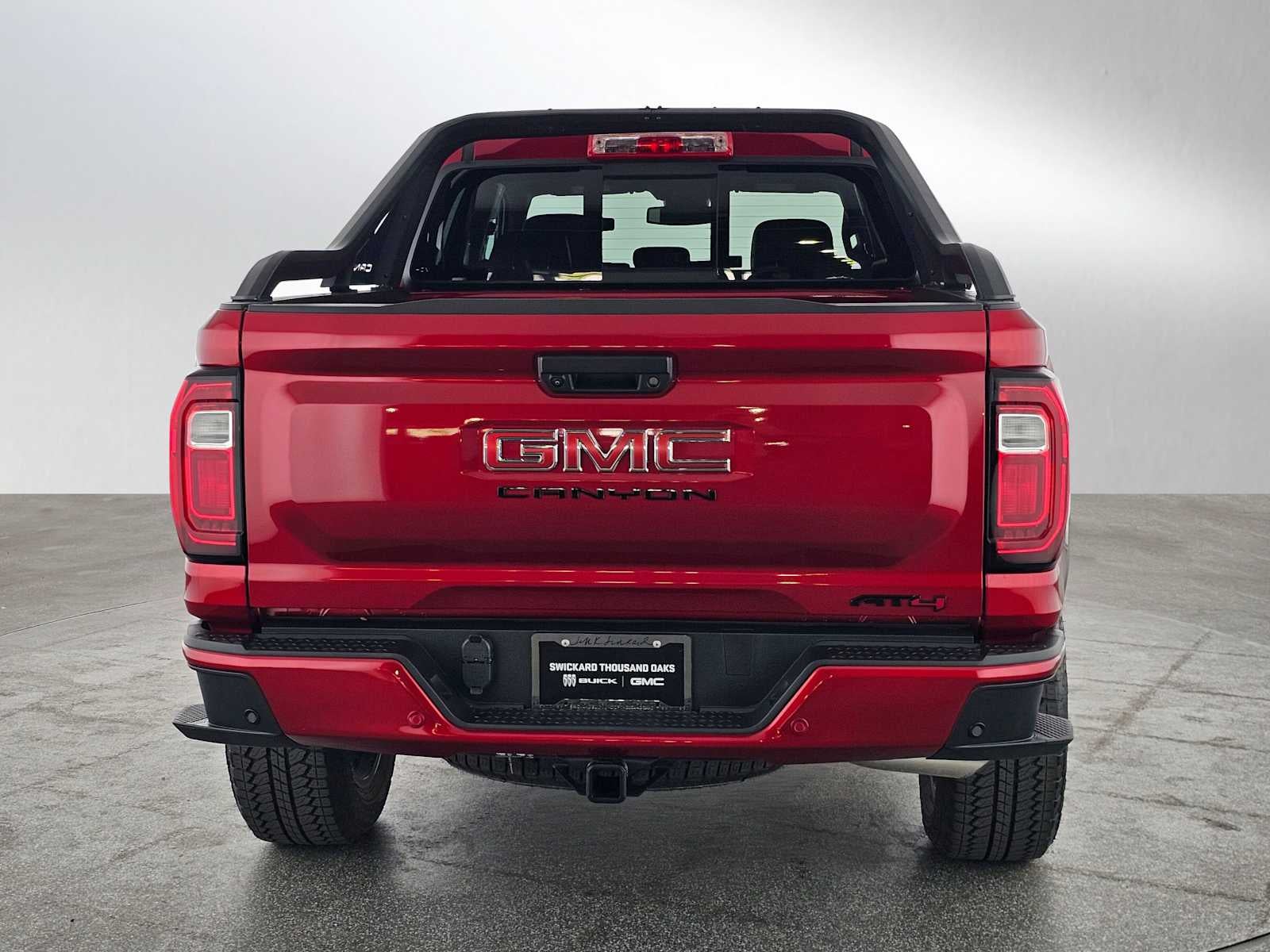 2025 GMC Canyon 4WD AT4