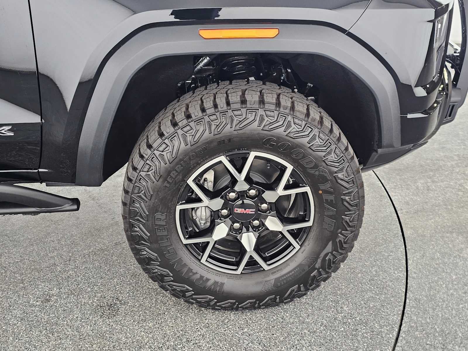2026 GMC Canyon 4WD AT4X
