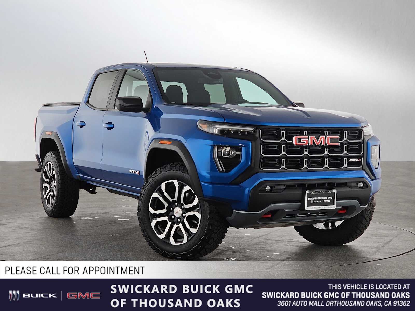 2023 GMC Canyon 4WD AT4