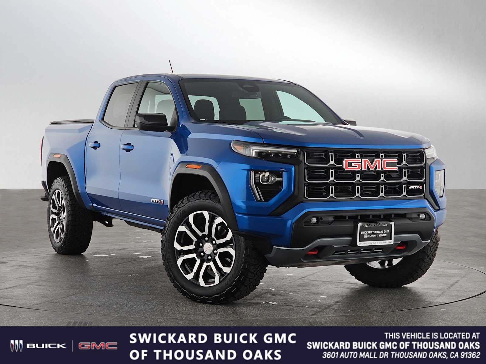 2023 GMC Canyon 4WD AT4