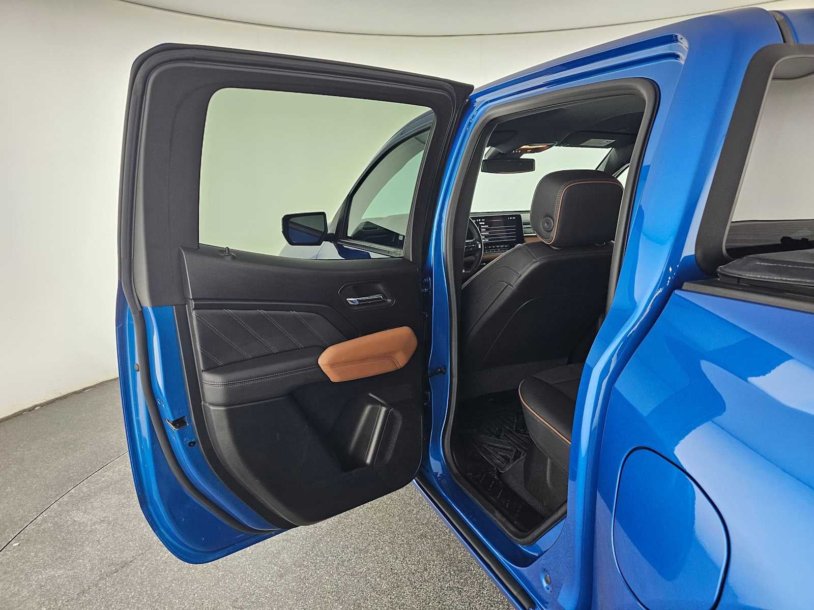 2023 GMC Canyon 4WD AT4