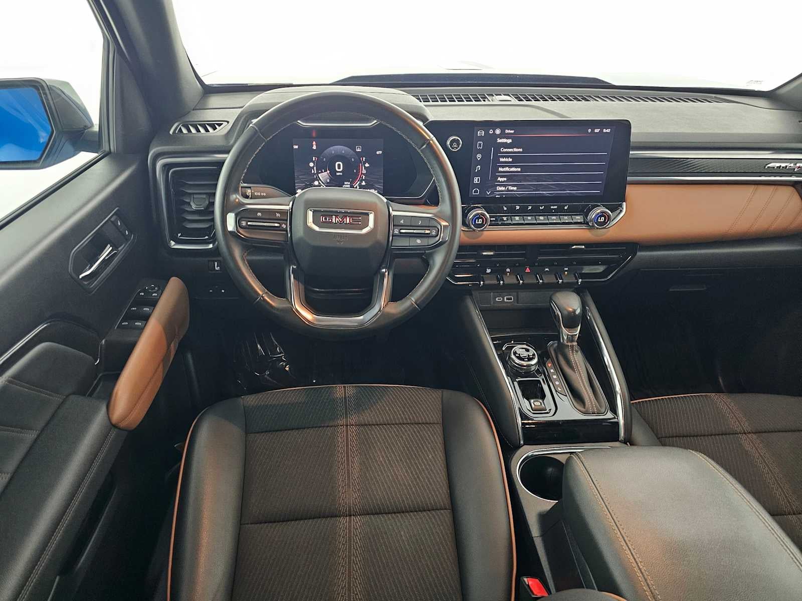 2023 GMC Canyon 4WD AT4