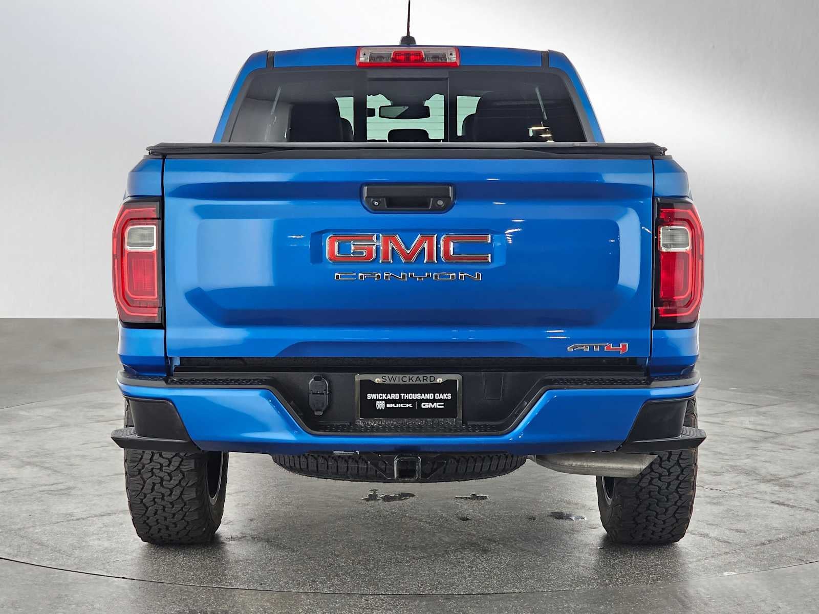 2023 GMC Canyon 4WD AT4
