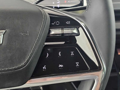 2026 Cadillac VISTIQ Platinum