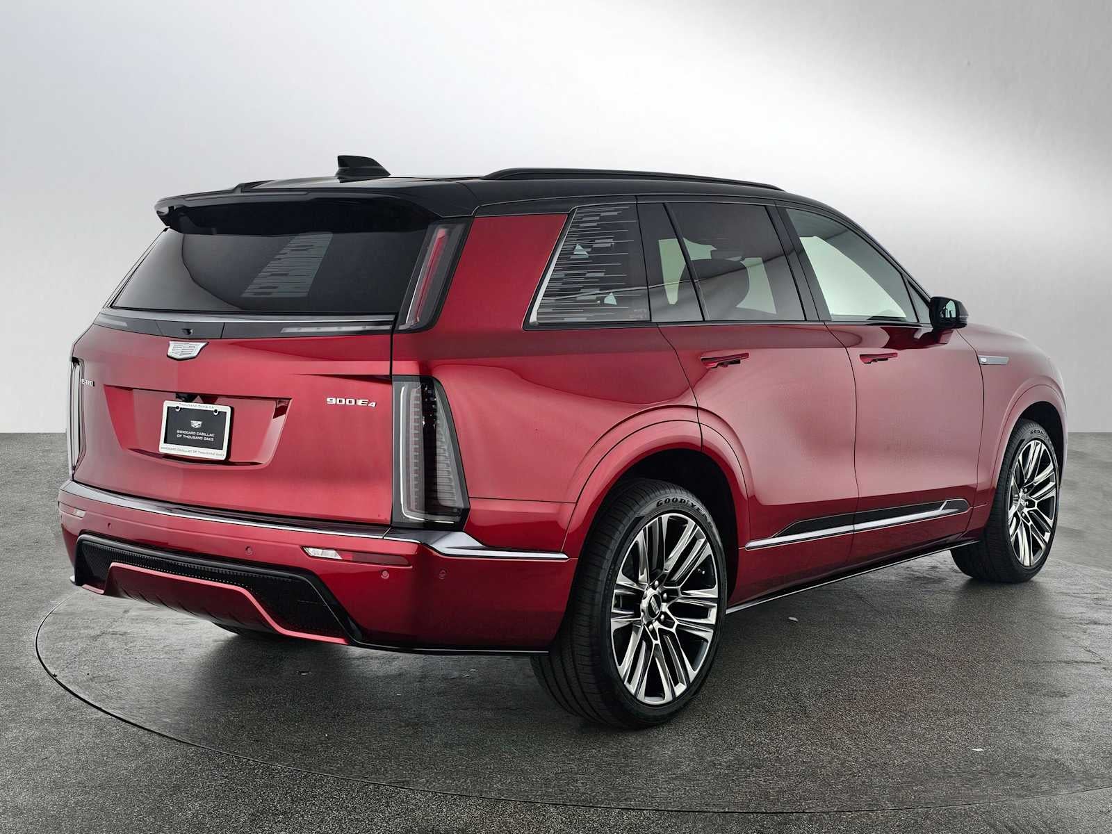 2026 Cadillac VISTIQ Platinum