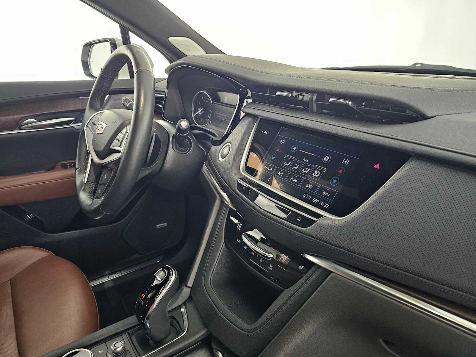 2023 Cadillac XT5 FWD Premium Luxury