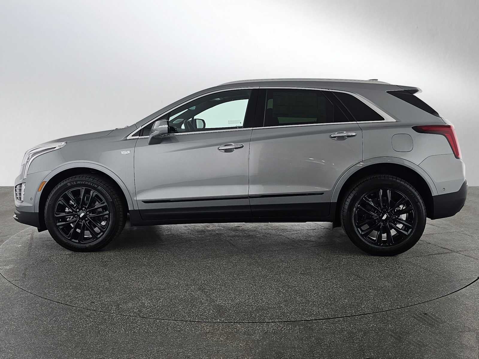 2026 Cadillac XT5 FWD Premium Luxury
