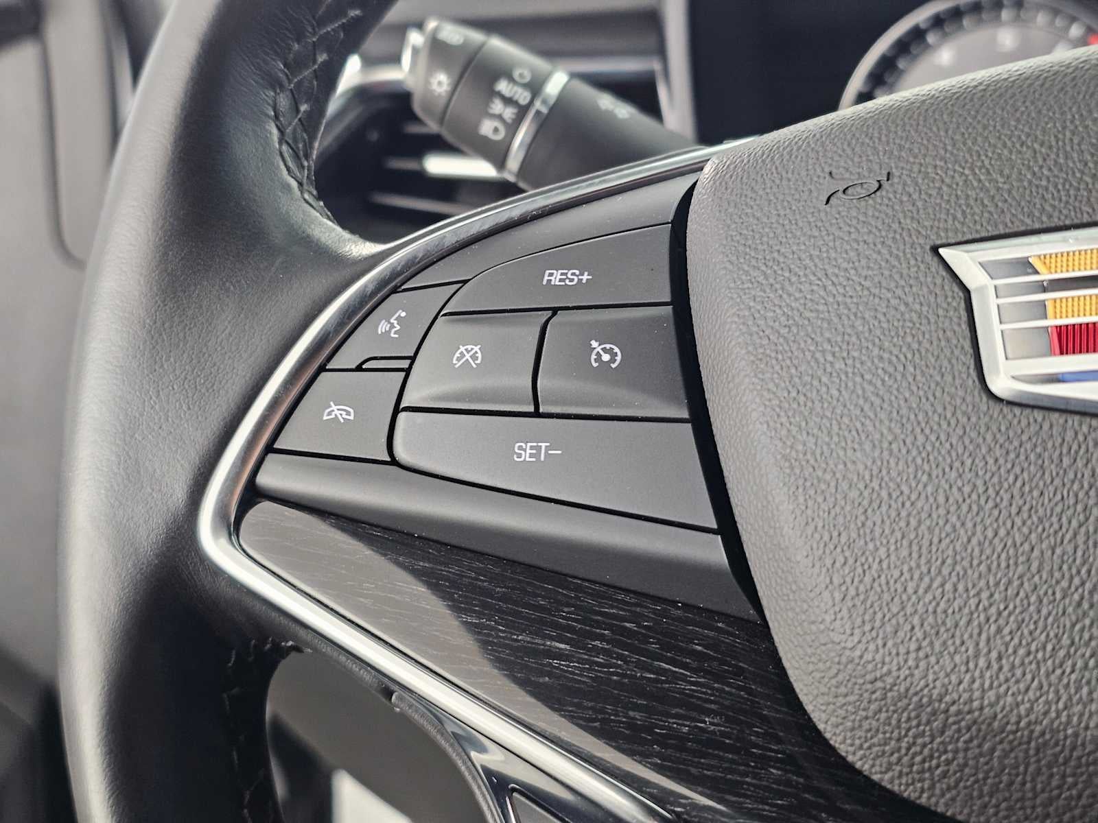 2022 Cadillac XT5 AWD Premium Luxury