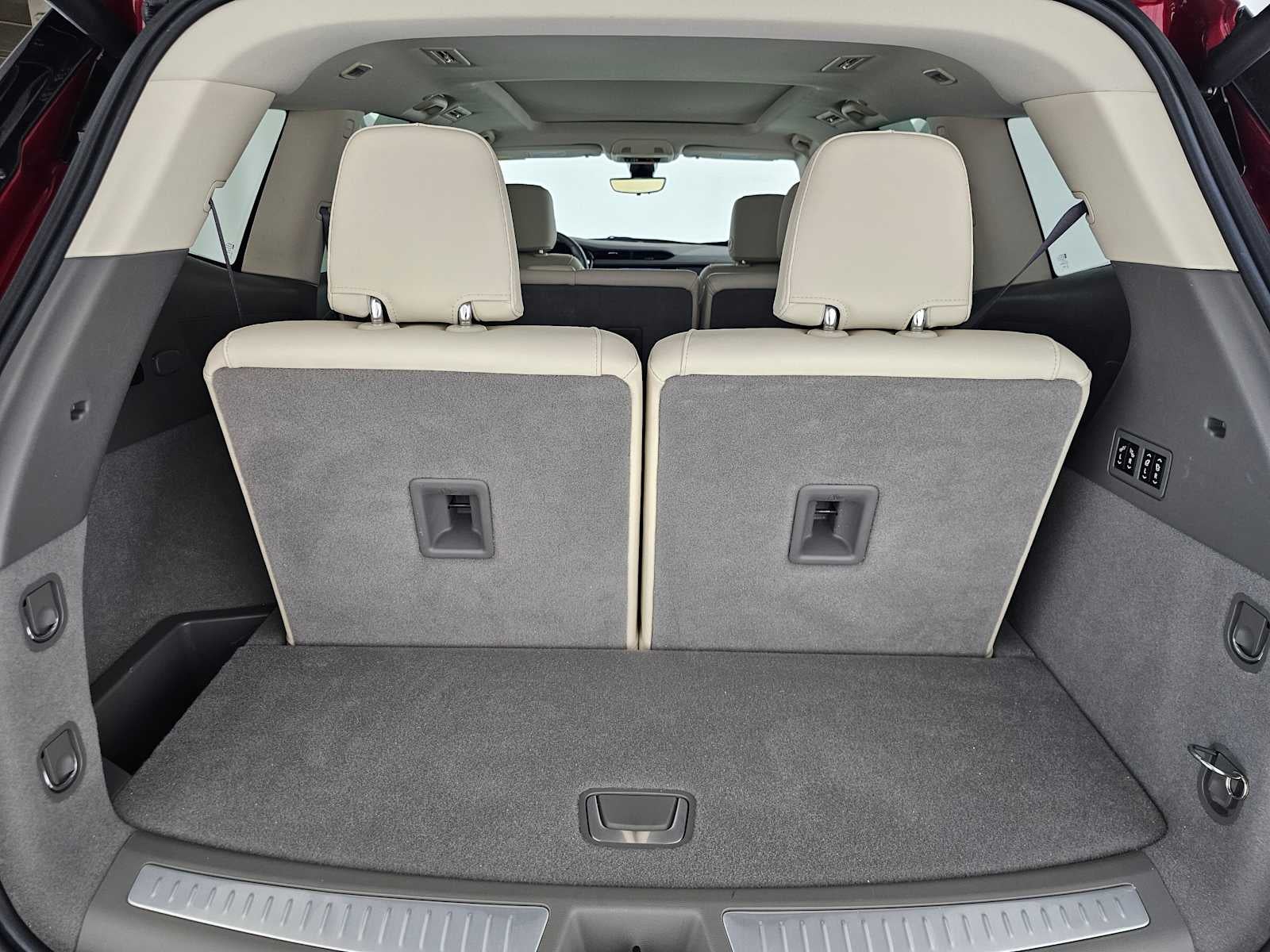2024 Cadillac XT6 FWD Premium Luxury