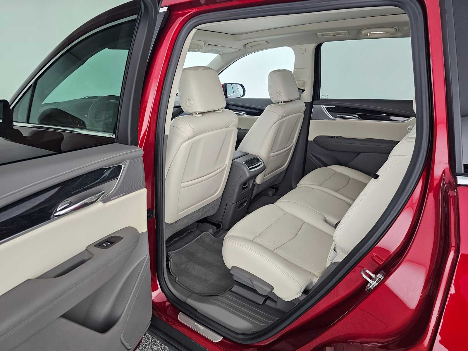 2024 Cadillac XT6 FWD Premium Luxury