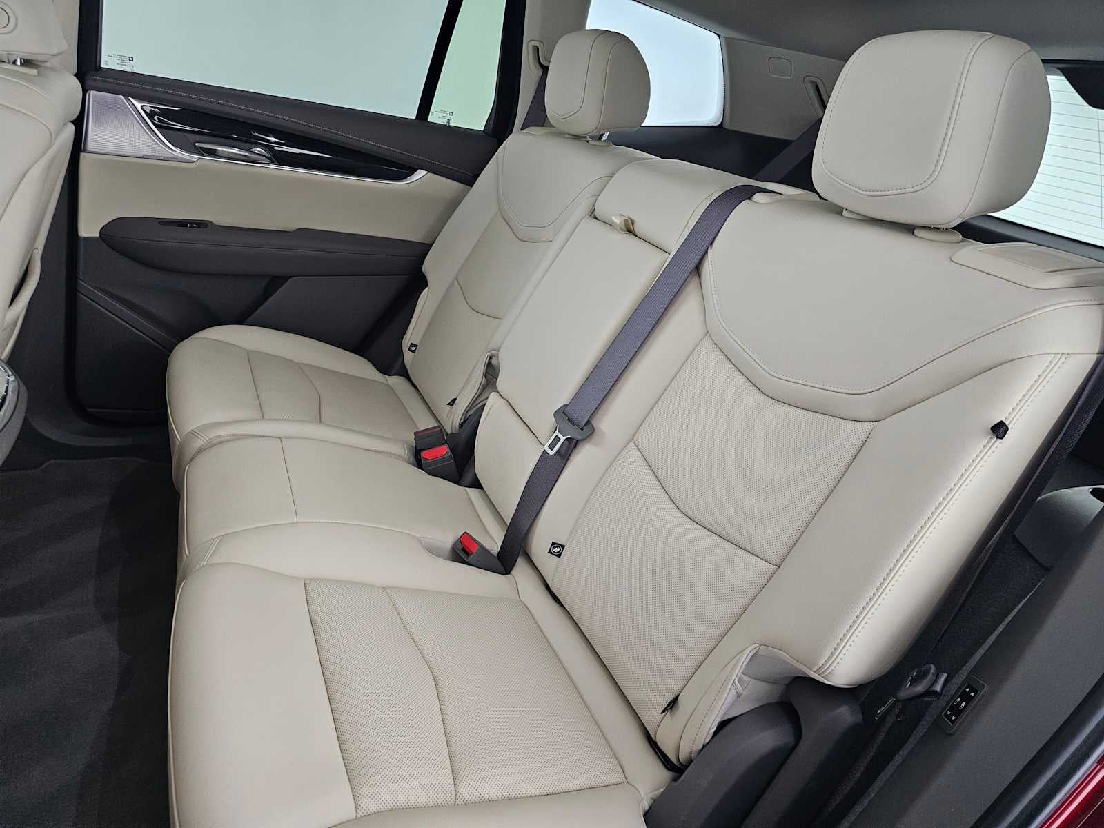 2024 Cadillac XT6 FWD Premium Luxury
