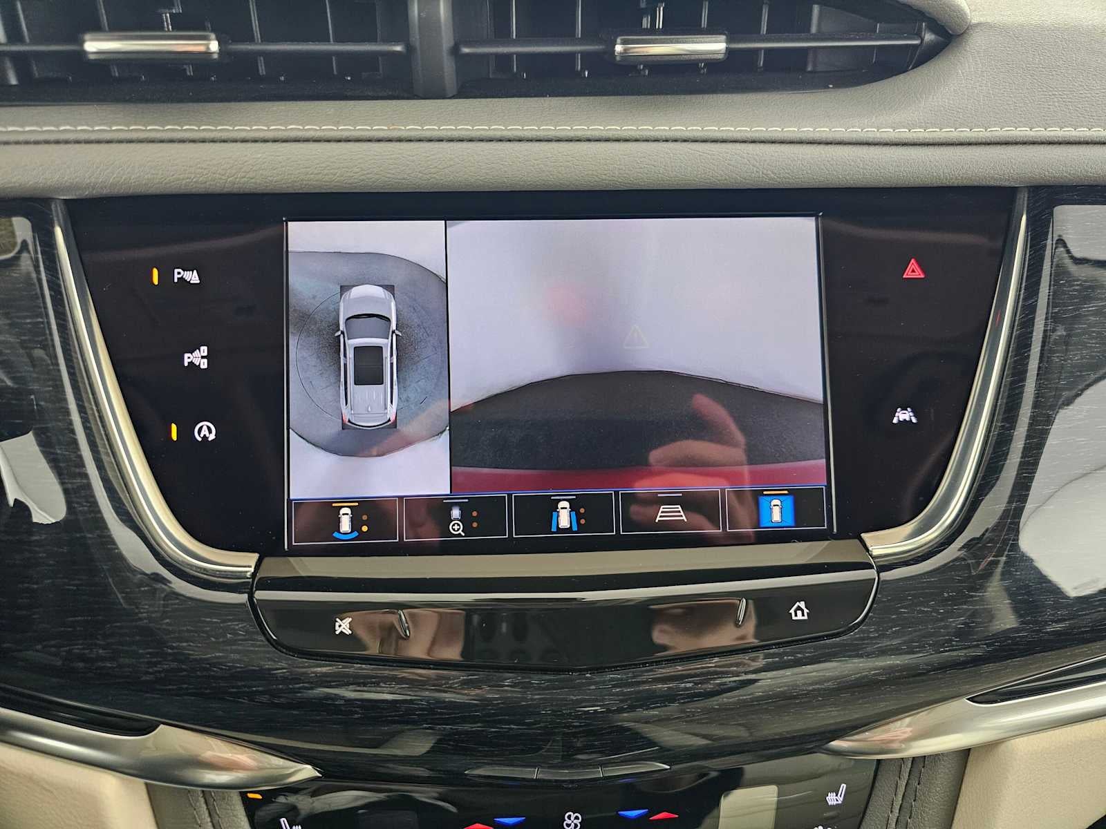 2024 Cadillac XT6 FWD Premium Luxury