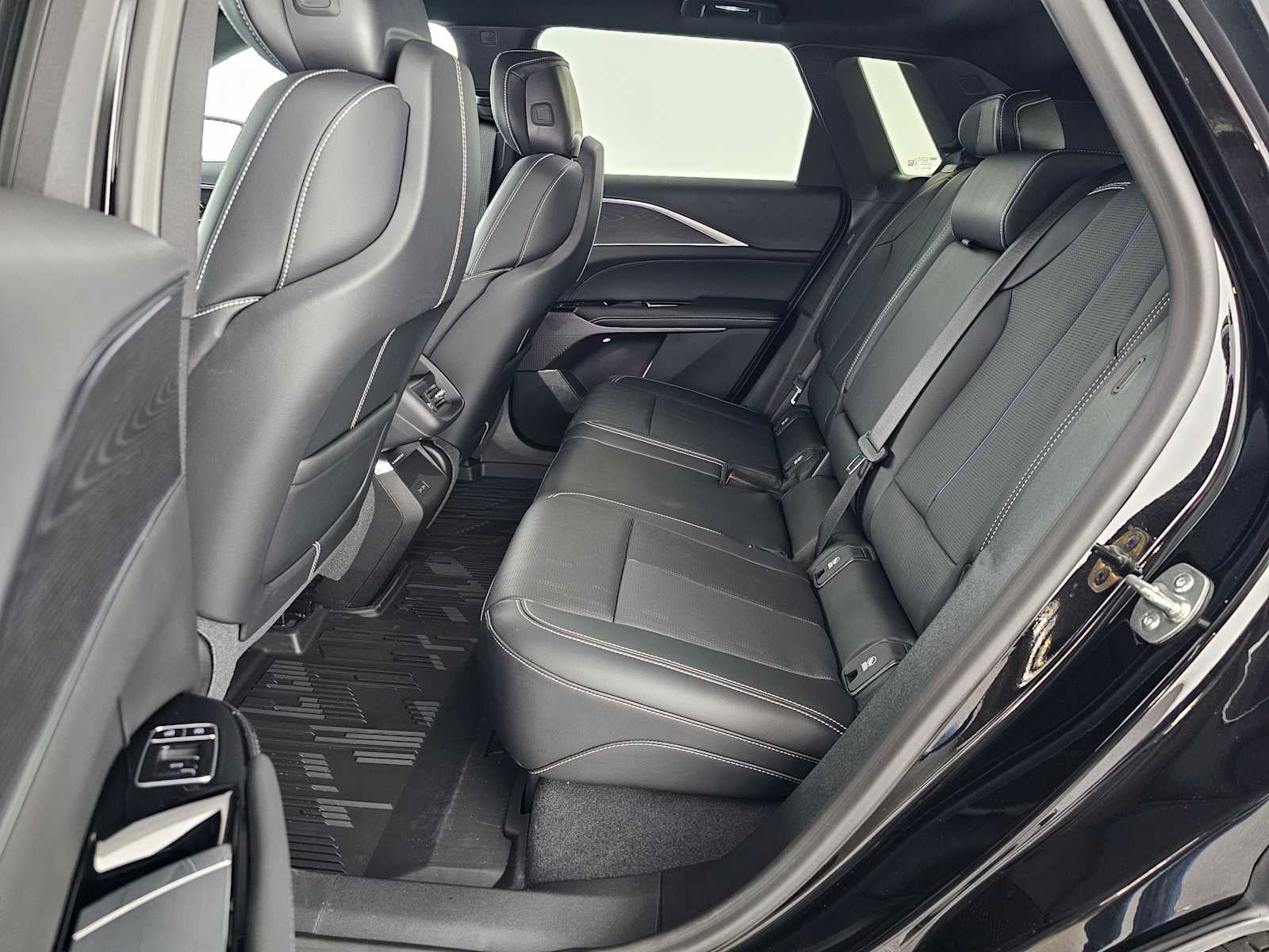 2025 Cadillac LYRIQ Luxury