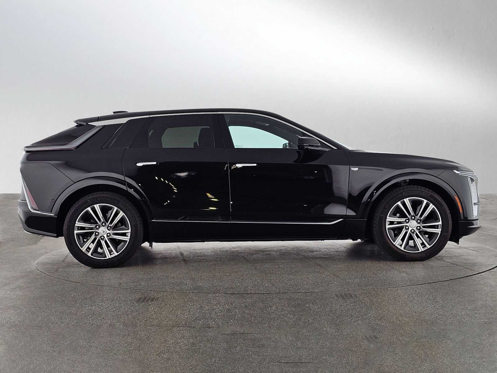 2025 Cadillac LYRIQ Luxury